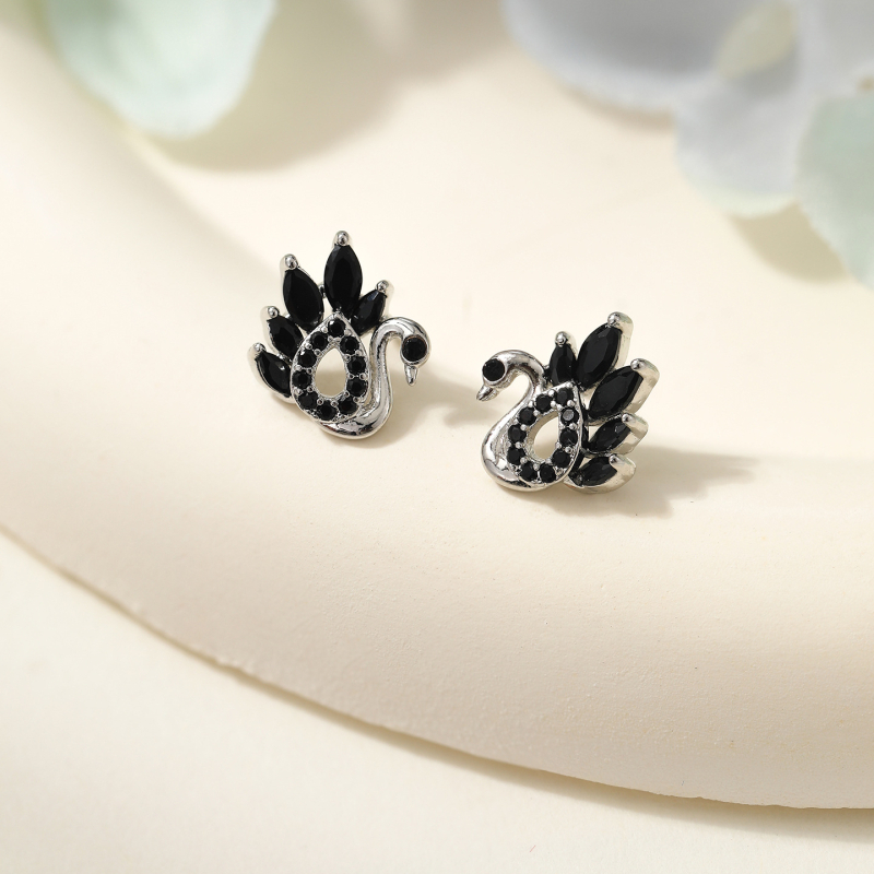 Hattyú alakú fülbevalók, 925-ös ezüst tüske, aranyozott réz, Weidni, friss és édes stílus