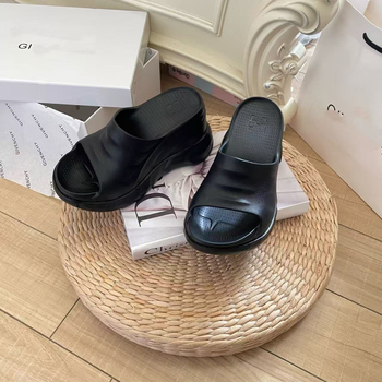 Sandale dama cu talpă groasă și platformă, partea superioară EVA, vârf rotund, origine Huizhou Guangdong, Primăvara 2025