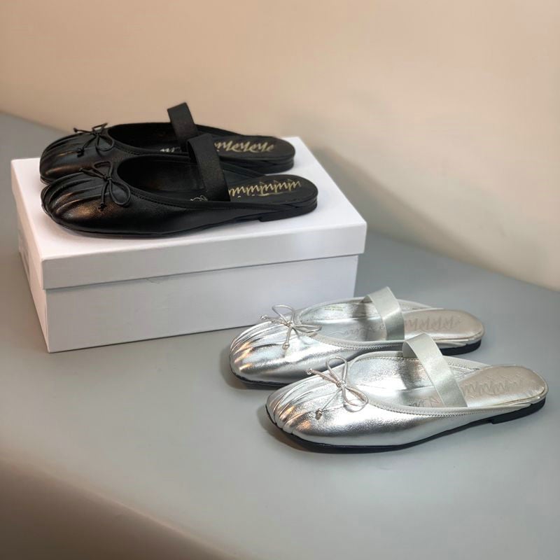 Mary Jane cipő rugalmas pánttal — felsőrész báránybőrből, belső bőr, talp bőr, alacsony kúpos sarok