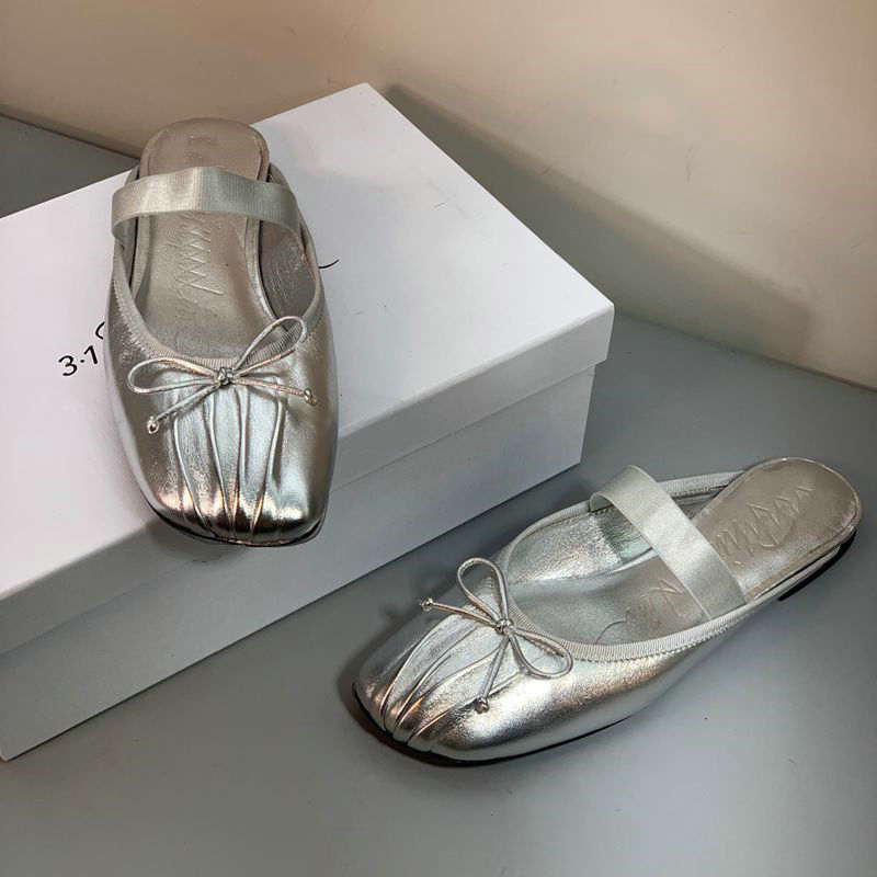 Mary Jane cipő rugalmas pánttal — felsőrész báránybőrből, belső bőr, talp bőr, alacsony kúpos sarok