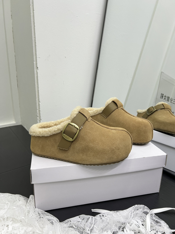 Puhaste slip-on cipele s metalnom kopčom, debela platforma, zatvoren prst, ženski cipeli u stilu Birkenstock; proljeće 2025 izlazak; gornji materijal: super vlakno; unutarnji materijal: super vlakno; potplat: guma