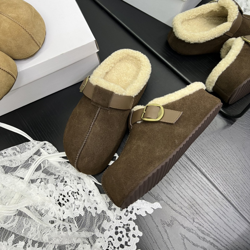 Puhaste slip-on cipele s metalnom kopčom, debela platforma, zatvoren prst, ženski cipeli u stilu Birkenstock; proljeće 2025 izlazak; gornji materijal: super vlakno; unutarnji materijal: super vlakno; potplat: guma