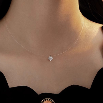 925-сребърна огърлица с инкрустирана моисанитова вставка, нишкова верижка, геометричен дизайн, лек лукс