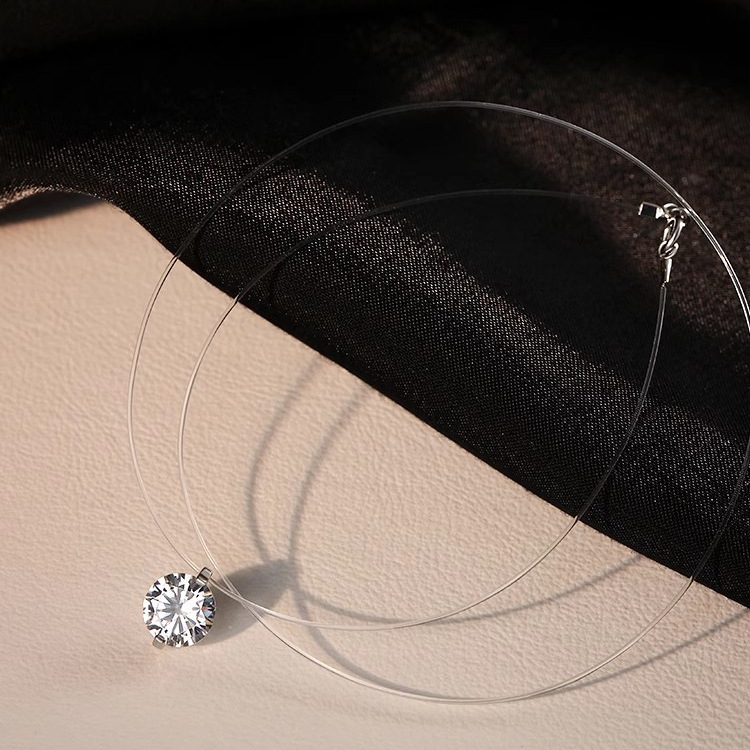 925-сребърна огърлица с инкрустирана моисанитова вставка, нишкова верижка, геометричен дизайн, лек лукс