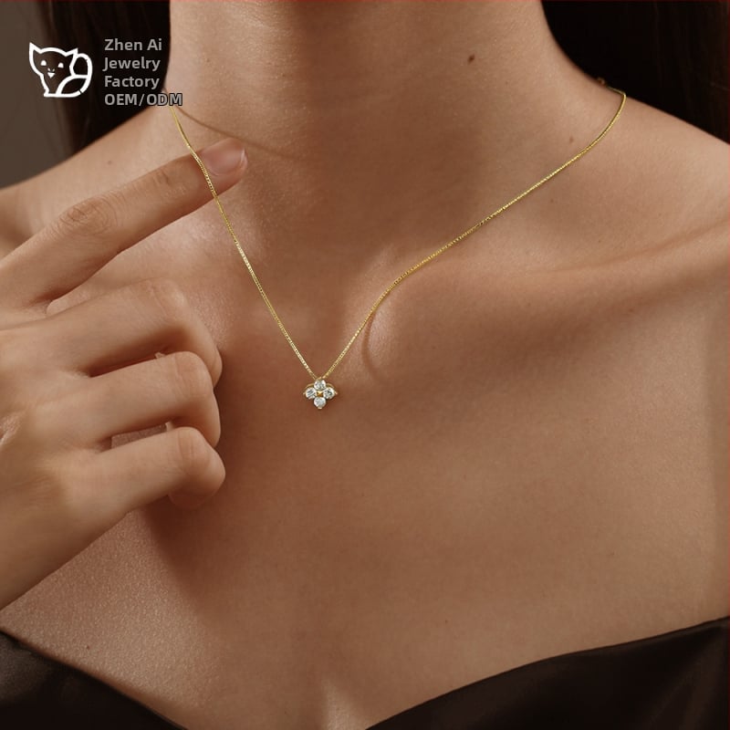 Огърлица с моиссанитова четирилистна детелина, 925 сребро, регулирана дължина 21–50 cm, за жени