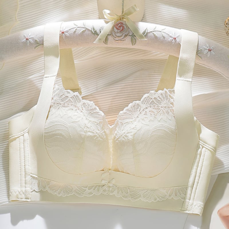 Sutien din dantelă din nailon, fără arc, cu cupă 3/4, cupă turnată cu partea superioară subțire și partea inferioară mai groasă, bretele fixe dublu, închidere din spate cu patru rânduri de cârlige