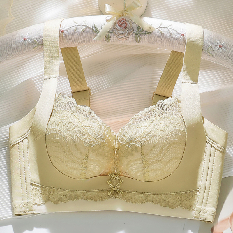 Sutien din dantelă din nailon, fără arc, cu cupă 3/4, cupă turnată cu partea superioară subțire și partea inferioară mai groasă, bretele fixe dublu, închidere din spate cu patru rânduri de cârlige