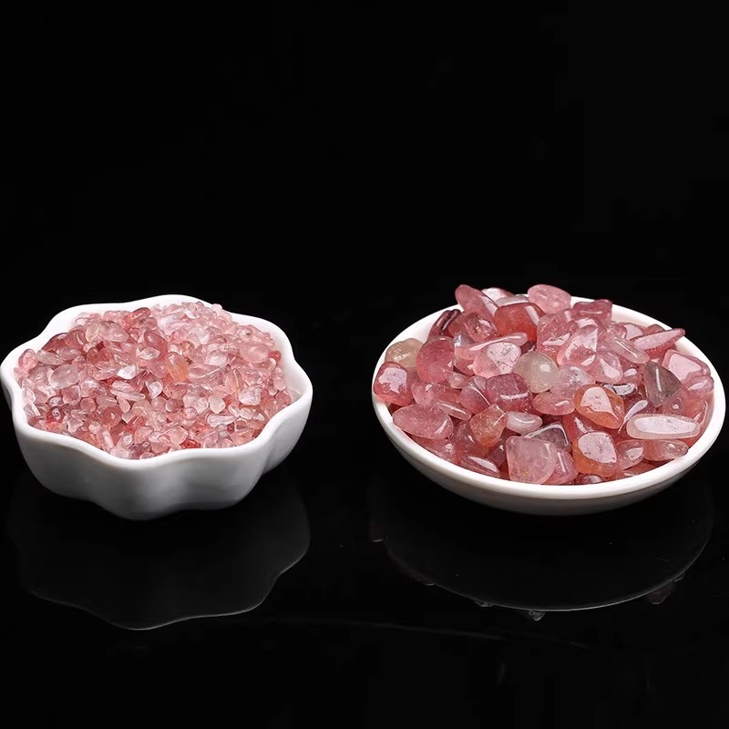 Gravură de cristal pentru acvarii și ghivece; cristal căpșună granule; piatră brută; stil chinezesc; ambalare în vrac