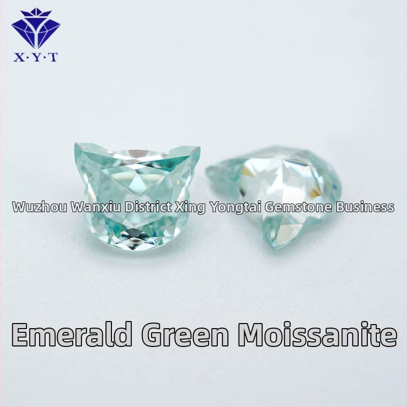 Moissanit pandantiv cu formă de cap de pisică, finisaj lucios, claritate VVS