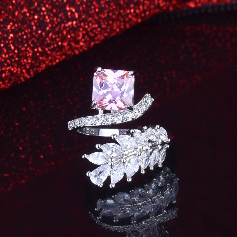 Baojiali bakreni prsten s Ice Flower Cut zirconom, geometrijski stil, ženski lagani luksuz