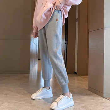 Terhes nőknek készült nadrág fleece belsővel, pamut-poliészter keverék, 95%+ összetétel, has támogatás, őszi-téli szezon