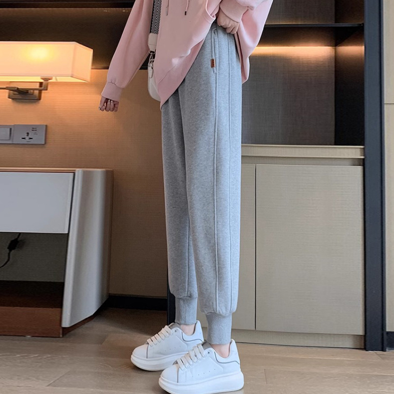 Terhes nőknek készült nadrág fleece belsővel, pamut-poliészter keverék, 95%+ összetétel, has támogatás, őszi-téli szezon