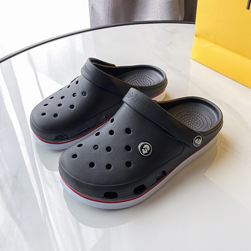 Unisex Crocs stil sandala, EVA gornji dio i đon, debljina đona 3 cm, vulkanizirani đon, protuklizne