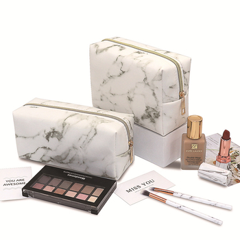 Márvány mintás sminktáska, koreai stílusú PU bőr, cipzáras nyitás, horizontális négyszög alakú
