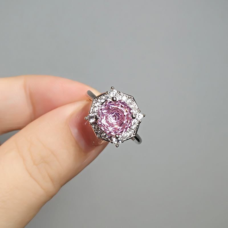 Állítható réz virág alakú gyűrű, elektroplakolással, könnyed luxus stílus