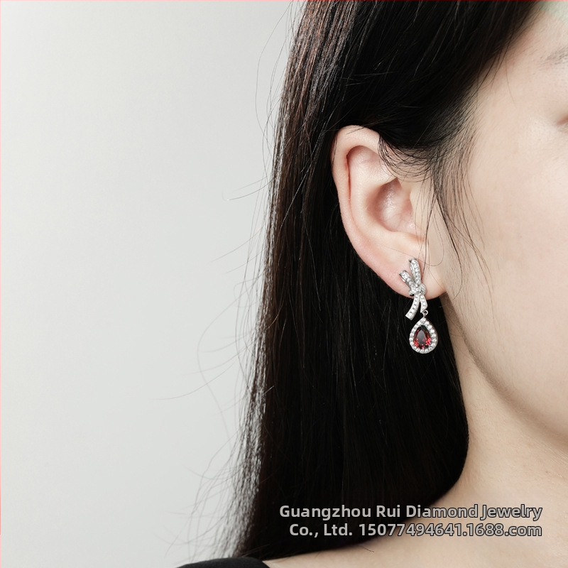 Náušnice s dizajnom mašličky, laboratórne kultivovaný zafír, striebro 925, leštený povrch