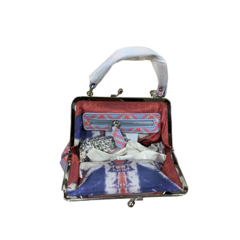 Baršunasta torbica tipa kofer s izvezom Saturn i kopčom, džep za telefon, crossbody s jednim remenom