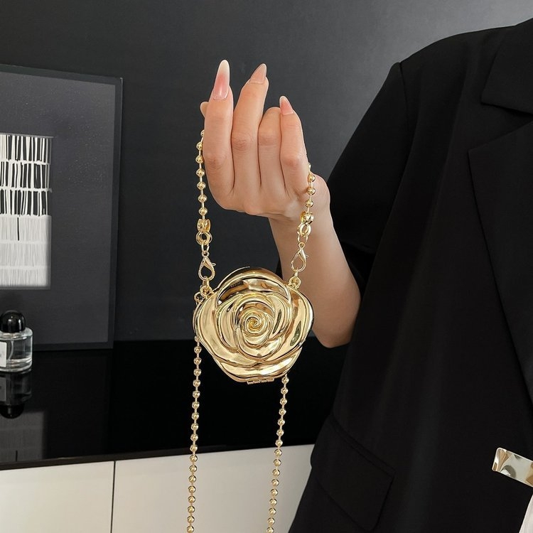 Camellia fém estélyi táska, kör alakú, mágneses zárás, belső ID-zseb, bélés nélkül, kagyló-doboz stílus, 2025 nyár