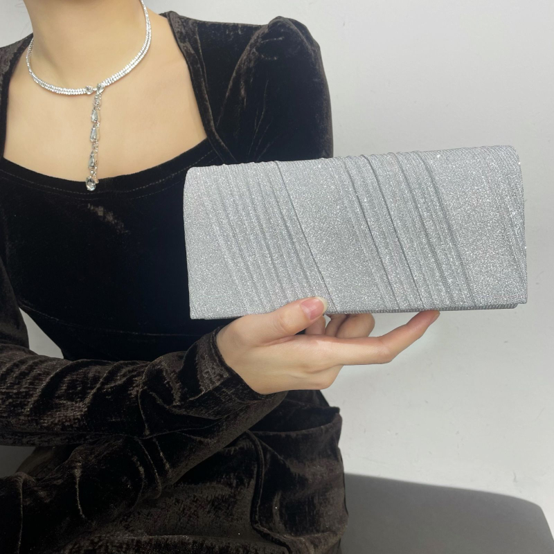 Ženska clutch torba, poliester, horizontalni kvadratni oblik, magnetska kopča, unutarnja pretinica za ID