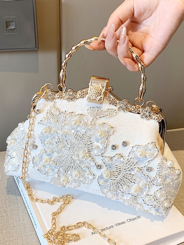 Čipkasta clutch torbica s bisernim izvezom, školjkast oblik, zaključavanje, džep za ID, poliester podstava