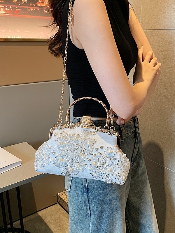 Čipkasta clutch torbica s bisernim izvezom, školjkast oblik, zaključavanje, džep za ID, poliester podstava
