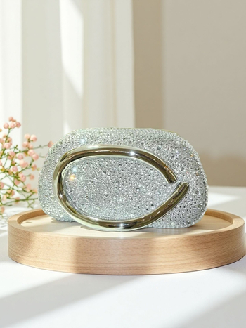 Večernja torbica s kristalima, magnetsko zatvaranje, horizontalni kvadratni oblik, poliester, podstavljena mikrovlaknastom sintetičkom kožom, unutarnji džepovi za telefon i dokumente, svestran dizajn za mix-and-match