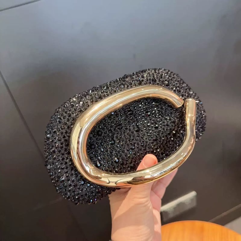 Večernja torbica s kristalima, magnetsko zatvaranje, horizontalni kvadratni oblik, poliester, podstavljena mikrovlaknastom sintetičkom kožom, unutarnji džepovi za telefon i dokumente, svestran dizajn za mix-and-match