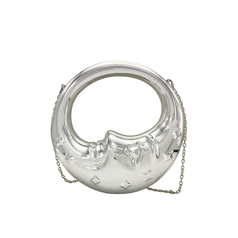 Akrilból készült félhold alakú táska fedéllel, mágneses zárás, belső zsebek telefon és személyi igazolvány számára