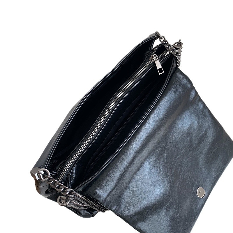 Crossbody torba s lancem, PU materijal, magnetsko zatvaranje, džep sa zipom, vodoravni kvadratnog oblika