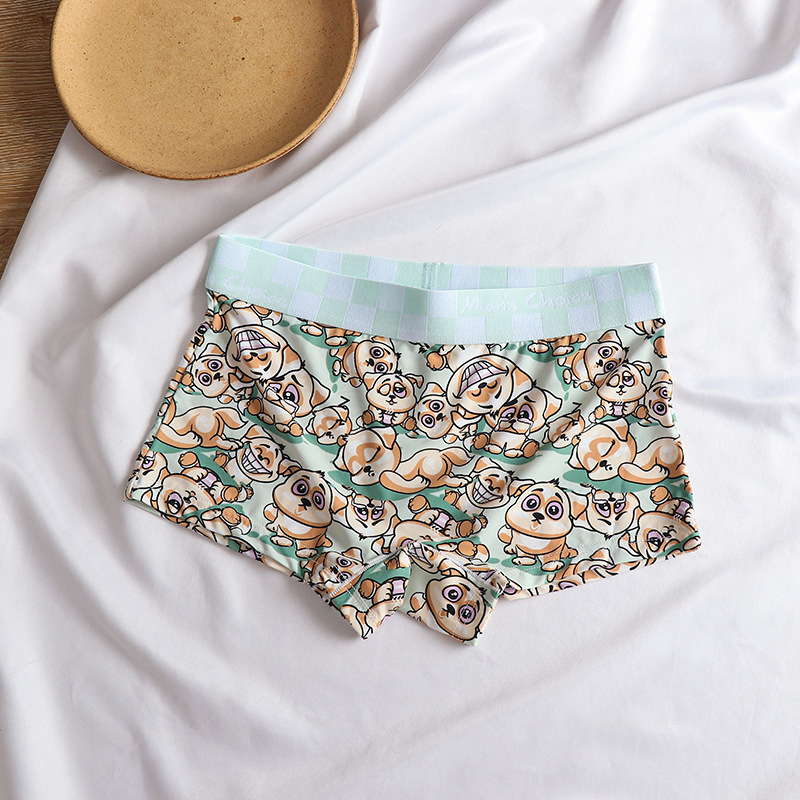 Γυναικείες μποξέρ σλιπ από ice silk, αναπνέοντες, μεσαία μέση, βασικό ύφασμα: νάιλον, επένδυση καβάλου βαμβάκι (90–95%).