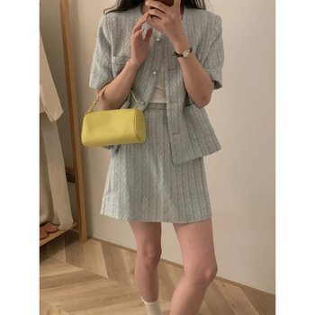 ROW 90s ceruzatáska, cylindrikus formájú PU anyagból, cipzárral és poliészter béléssel, európai–amerikai retro stílus