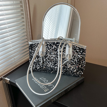 Csillogó válltáska PU anyagból, utcai stílus, horizontálisan négyszögletes forma, cipzáras nyitás, belső zseb a telefon számára, egy vállpánt