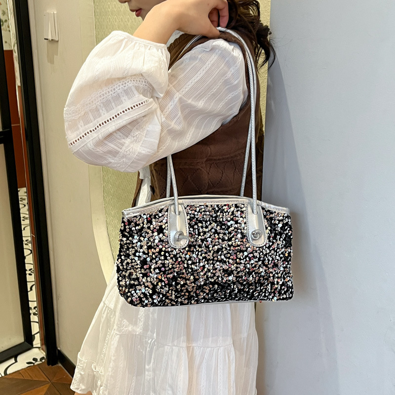 Csillogó válltáska PU anyagból, utcai stílus, horizontálisan négyszögletes forma, cipzáras nyitás, belső zseb a telefon számára, egy vállpánt