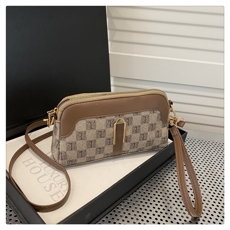 PU-anyagú vállon átvetős crossbody táska, utcai stílus, vízszintes négyzet alak, cipzáras nyitás, belső telefonzseb