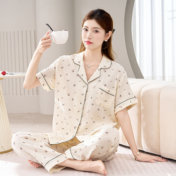 Női pizsama szett dupla pamut szállal, 3/4-es ujjú, rever gallér, vékony anyag 121–140 g/m², nadrág