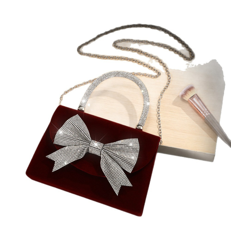 Esti keresztpántos táska, négyzetes formával, flap-zárású, poliészter anyagból, telefonnak zseb