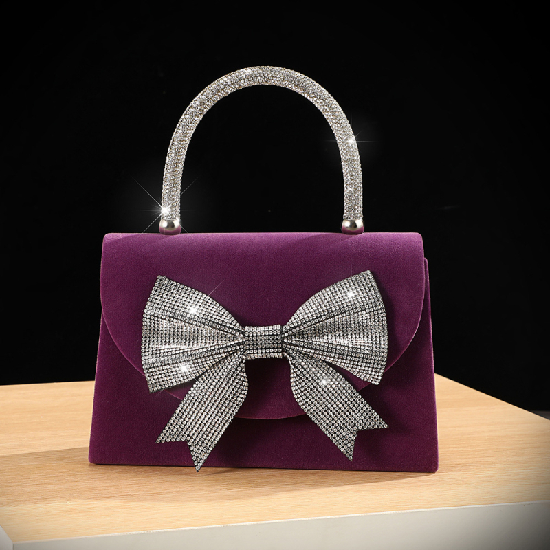 Esti keresztpántos táska, négyzetes formával, flap-zárású, poliészter anyagból, telefonnak zseb