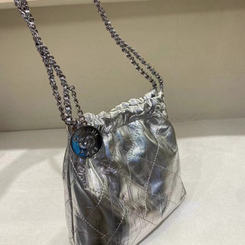 Vödör alakú táska lánccal, uniszex stílus, anyaga poliészter-pamut, PU bélés, mindennapi használatra