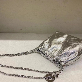 Vödör alakú táska lánccal, uniszex stílus, anyaga poliészter-pamut, PU bélés, mindennapi használatra