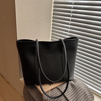 Urban minimalist tote torba od PU, oblik kanta, zatvarač, poliester podstava, dvostruke naramenice