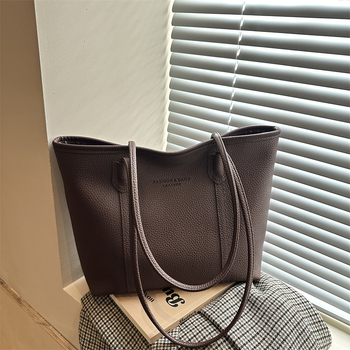 Urban minimalist tote torba od PU, oblik kanta, zatvarač, poliester podstava, dvostruke naramenice