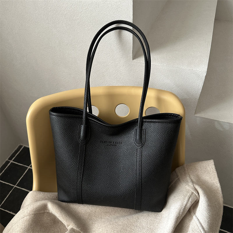 Urban minimalist tote torba od PU, oblik kanta, zatvarač, poliester podstava, dvostruke naramenice