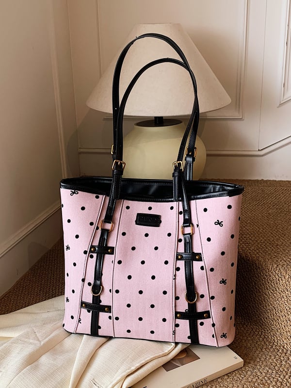 PU anyagú vödörtáska, cipzár zárás, poliészter bélés, belső cipzáros zseb, városi minimalista stílus, őszi 2025