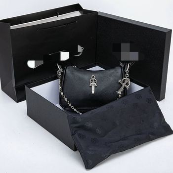 Utcai trend Crossbody Tote táska – Első réteg marhabőrből, Vízszintes négyzetes sziluett, Cipzár