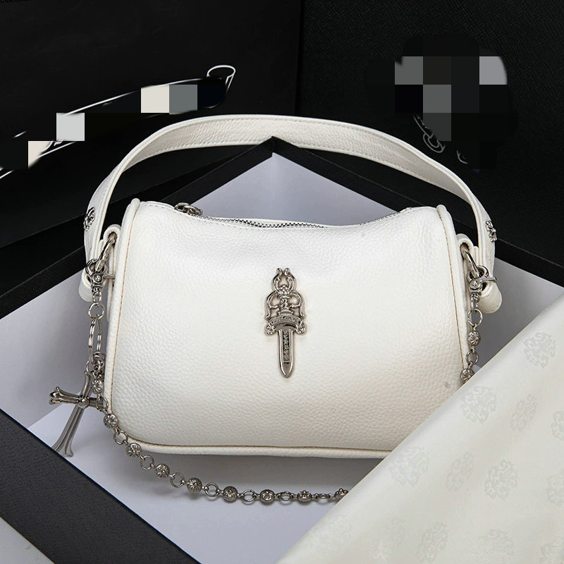 Utcai trend Crossbody Tote táska – Első réteg marhabőrből, Vízszintes négyzetes sziluett, Cipzár