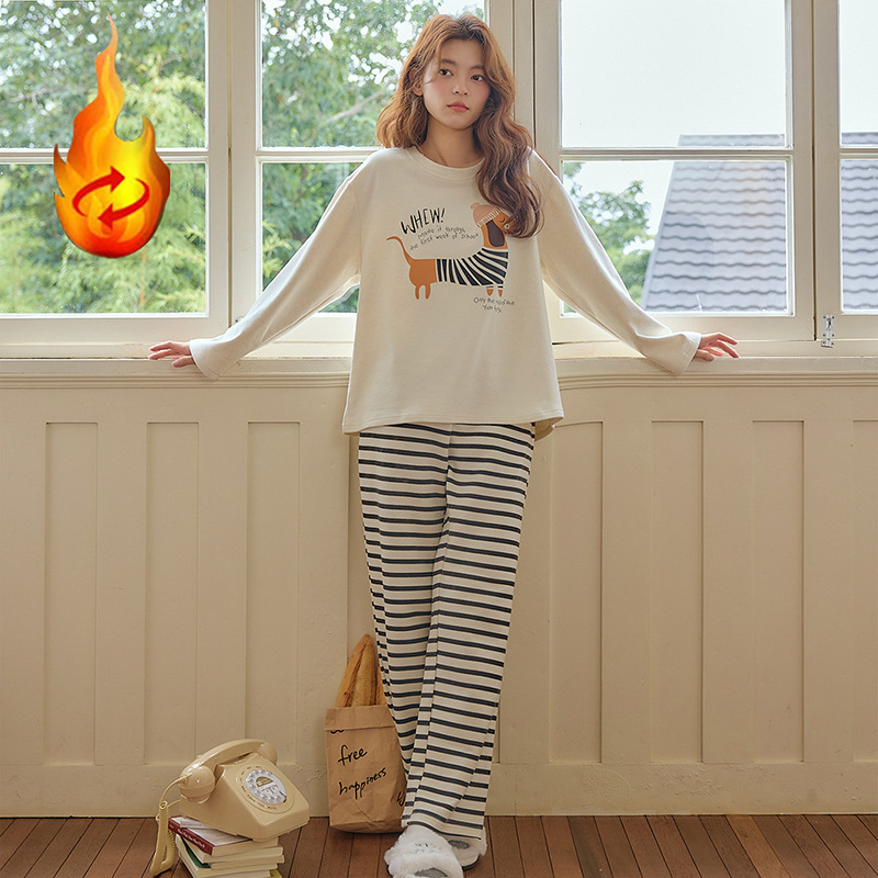 Női pizsama szett cartoon mintával, Derong bársony, vastag rövid plüss anyag (251–300 g/m²), kerek nyak, hosszú ujjú