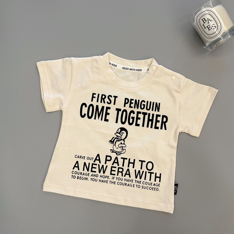 100% pamuk dječji ljetni T-shirt s izvezenim slovima i motivom pingvina - ležerni stil za uzrast 1-3 godine (Ljeto 2025)
