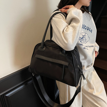 Tote torba za svakodnevnu upotrebu — gradski minimalistički stil, platnena vanjska strana, poliester podstava, zatvarač