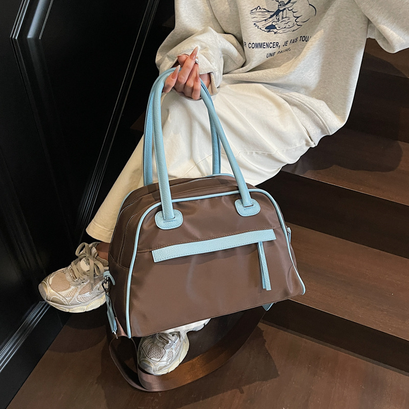 Tote torba za svakodnevnu upotrebu — gradski minimalistički stil, platnena vanjska strana, poliester podstava, zatvarač