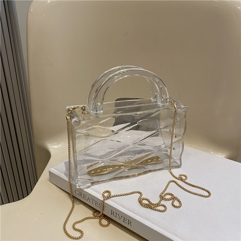 Prozirna PVC torbica za nošenje preko ramena s lancem, vodoravni kvadratni oblik, zaključavanje bravom, unutarnji pretinci za telefon i osobnu iskaznicu